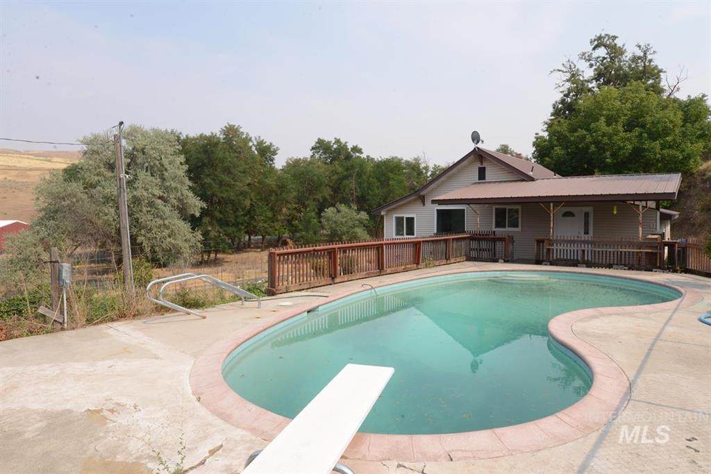 4494 Hamilton Ln - Photo 1