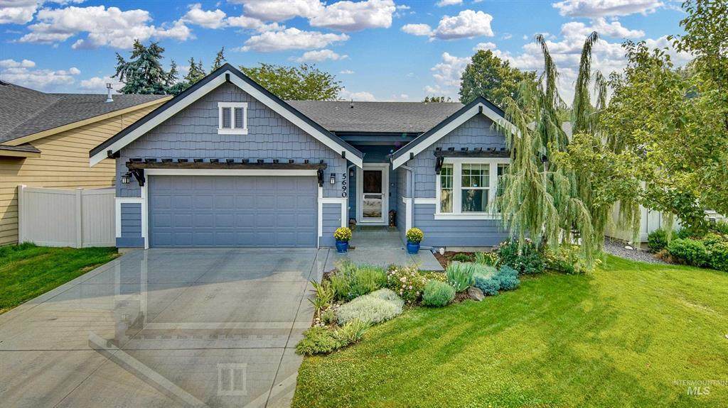 5690 Armstrong Avenue - Photo 1