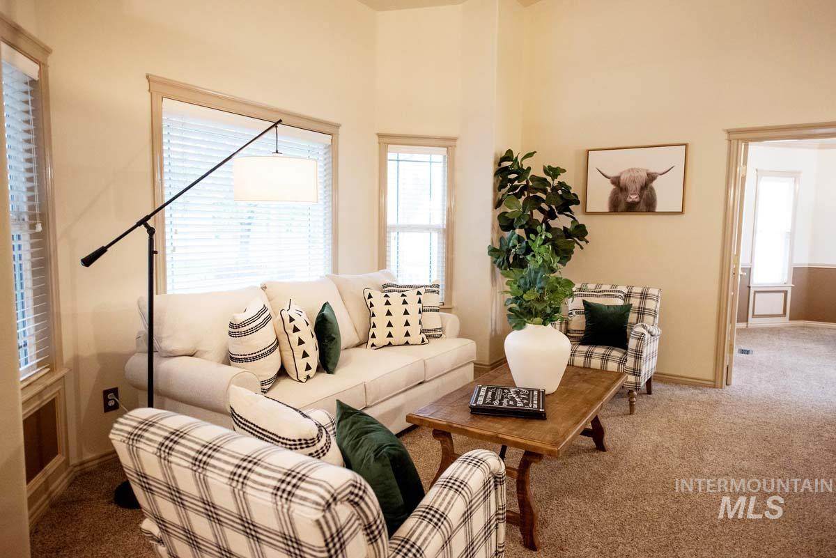 8212 Danskin Ln - Photo 1