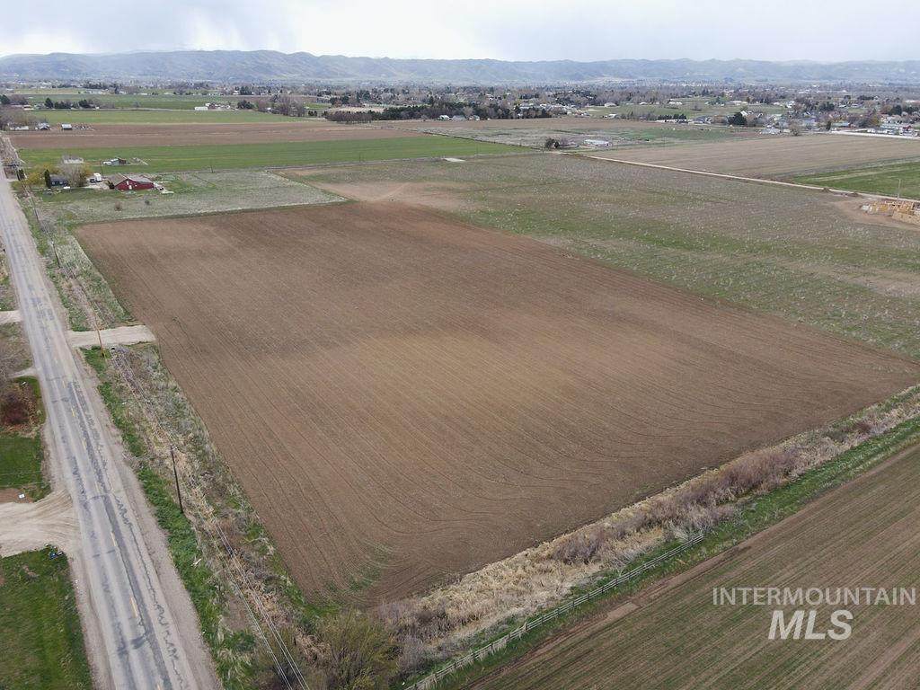 1765 Black Canyon Hwy - Photo 1