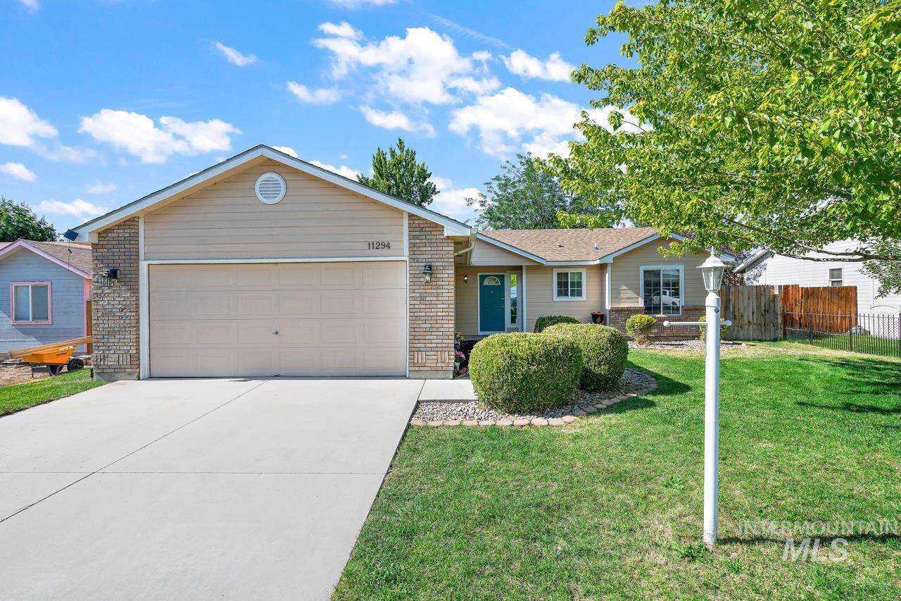 11294 Excalibur St - Photo 1