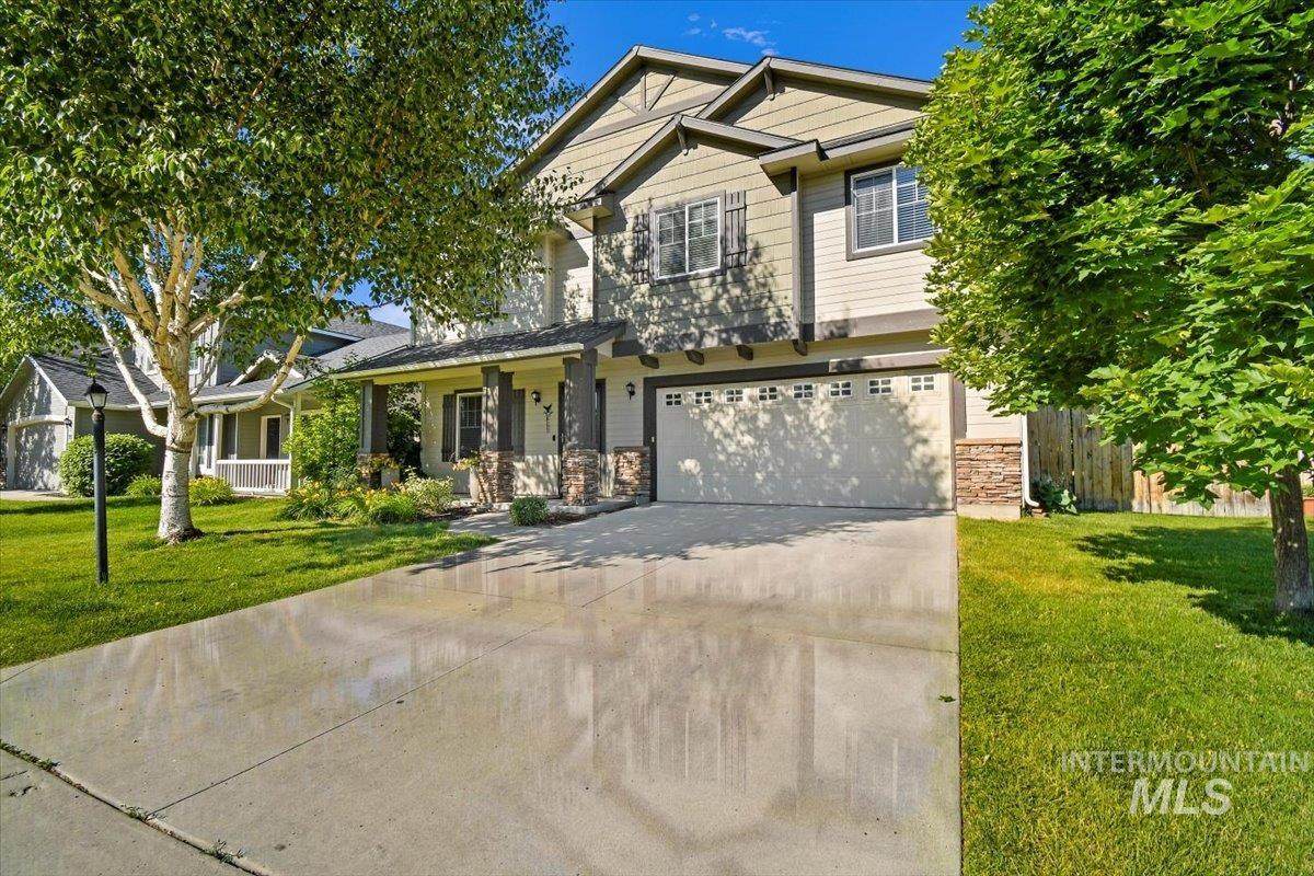 741 Kayden Way - Photo 1