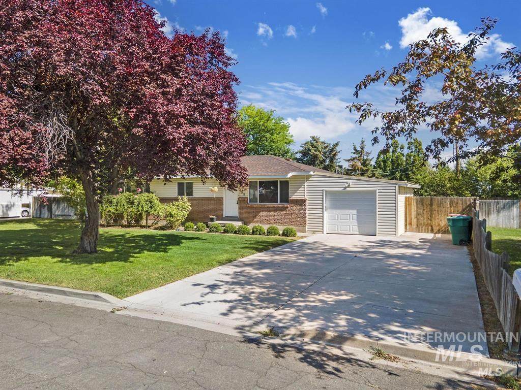 799 Northview Dr - Photo 1