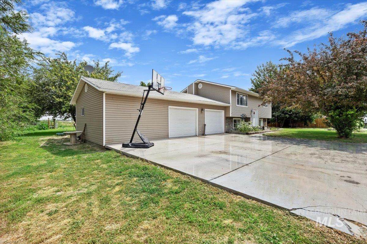 192 Crystal Drive - Photo 1