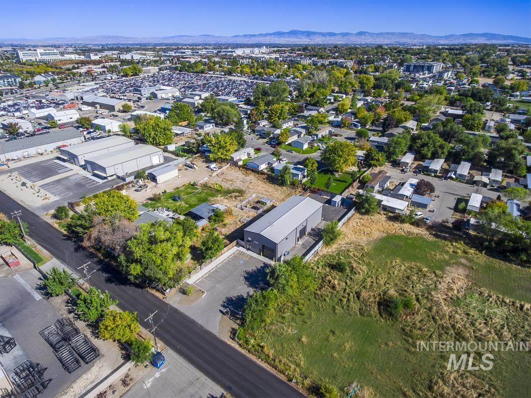 512 North 39th - Photo 1