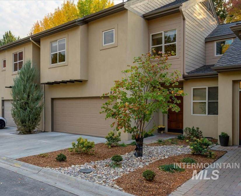 834 E Riverpark Lane - Photo 1