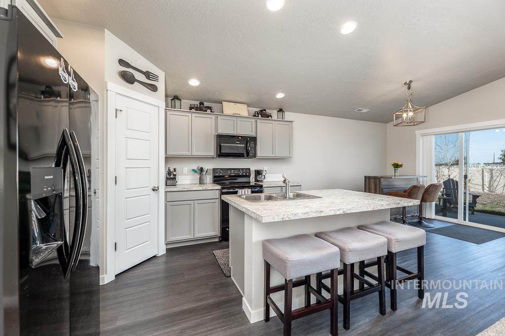 1270 Pendulum Cove Dr - Photo 1