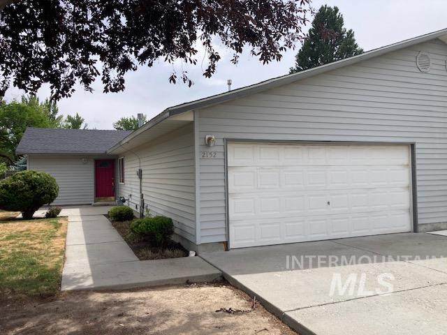 2152 2nd Avenue - Photo 1