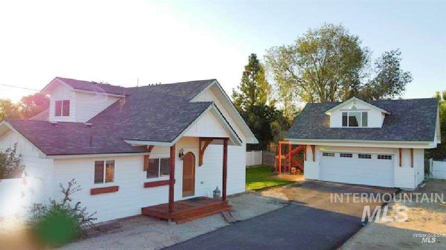 2055 Locust Grove Road - Photo 1