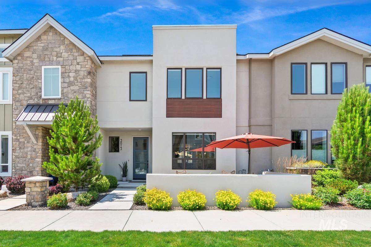 3013 Honeycomb Way - Photo 1