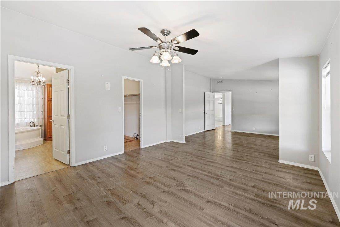 11205 Dally Ln. - Photo 1