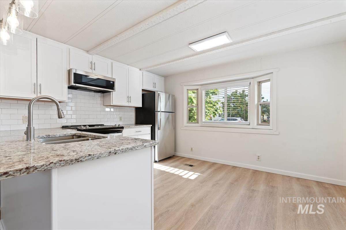 181 Liberty St. Spc 39 - Photo 1