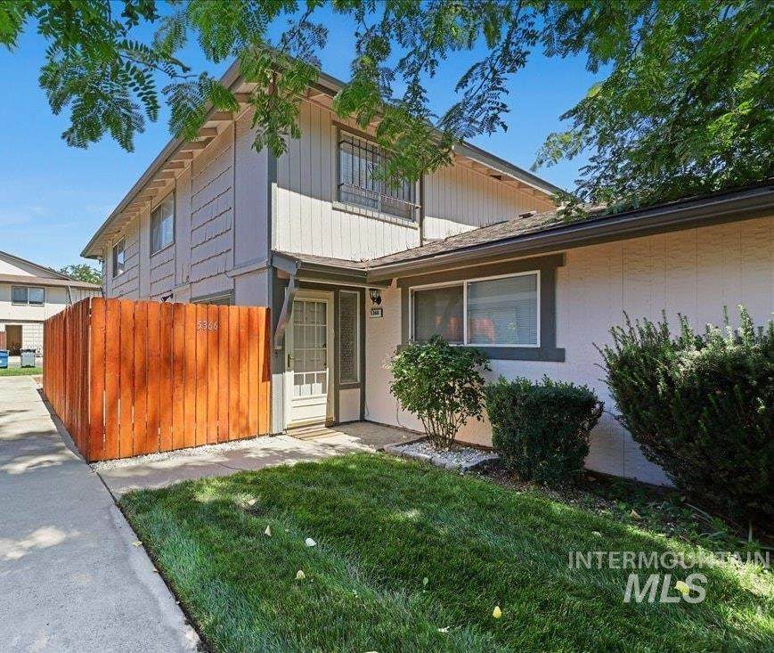5366 Kootenai Street - Photo 1