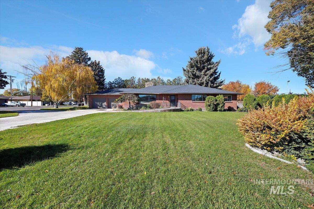 2240 Overland Ave. - Photo 1