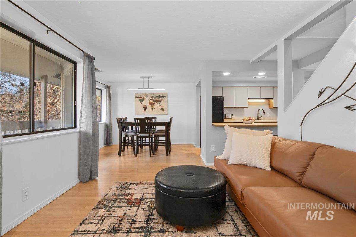 3651 Gekeler Ln - Photo 1