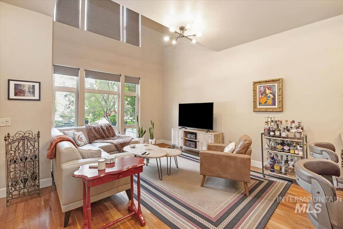 412 S 13th Street - Photo 1