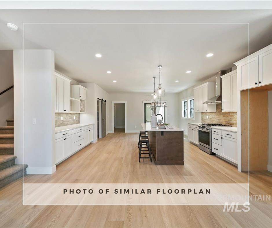 158 Edgewood Ln - Photo 1