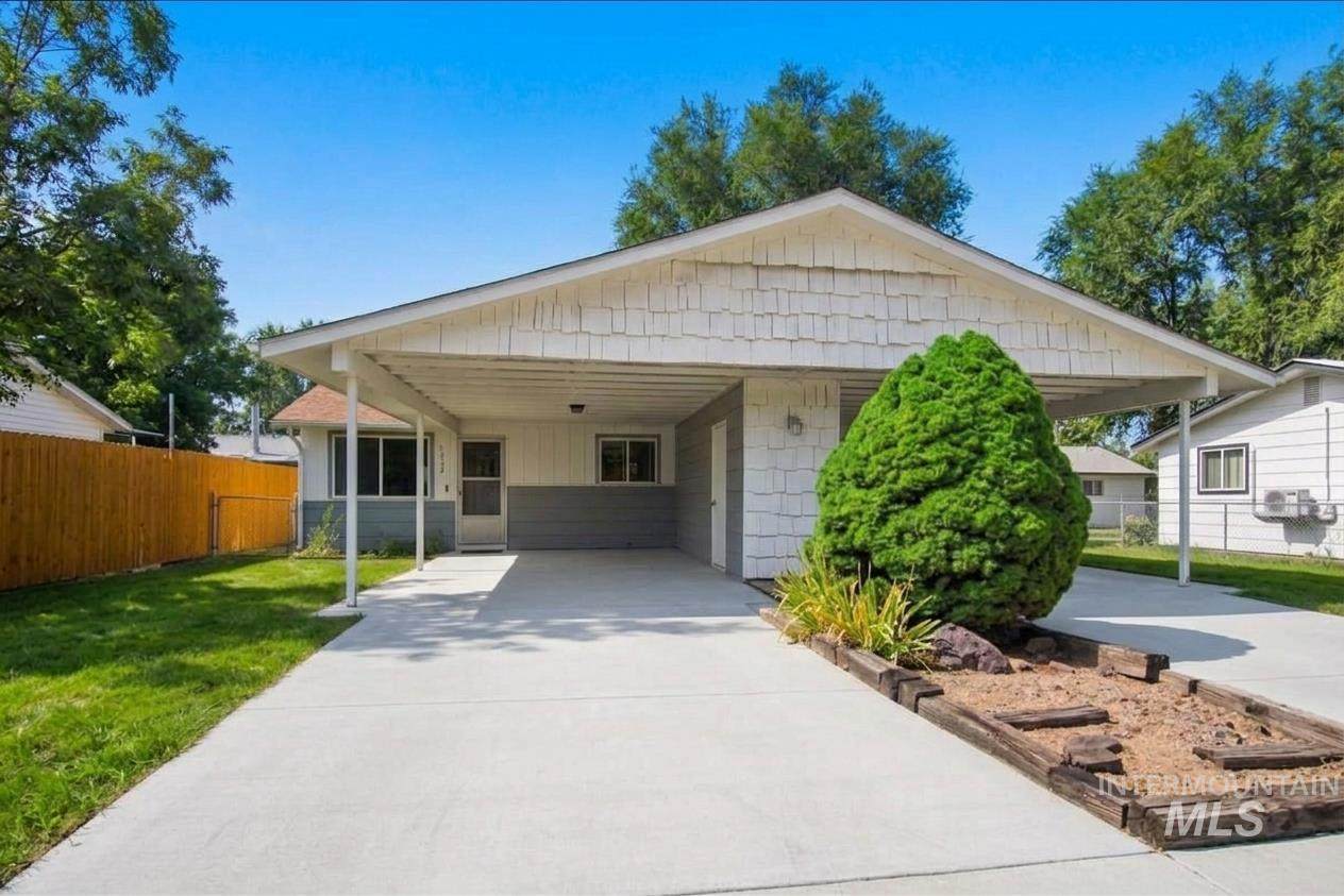 1219 Fern St - Photo 1