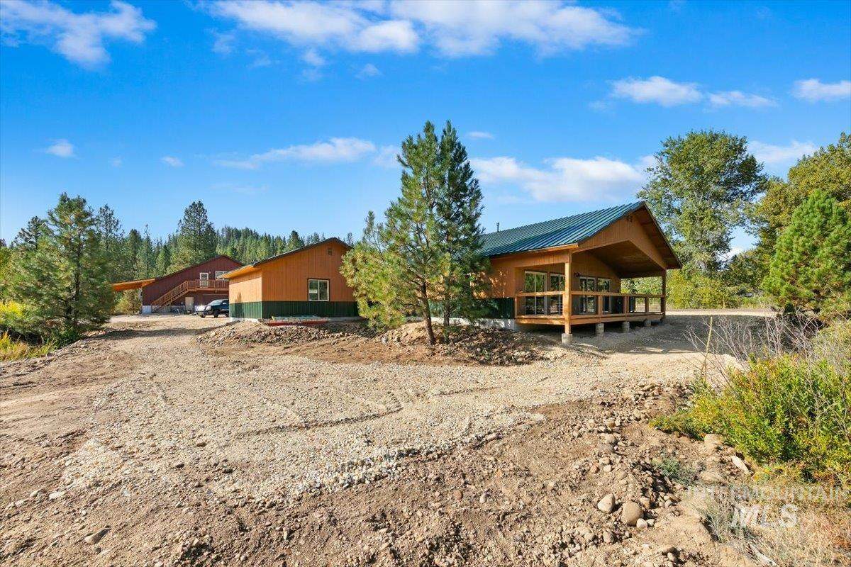 213 Lainey Lane - Photo 1