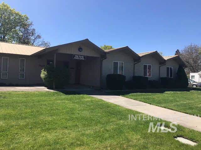917 Chestnut St. - Photo 1