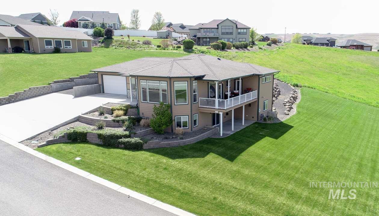 2240 Pitchstone Dr - Photo 1
