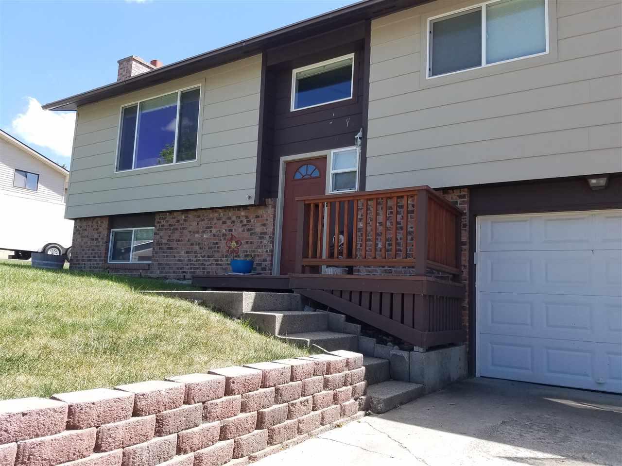 708 Maple Street - Photo 1