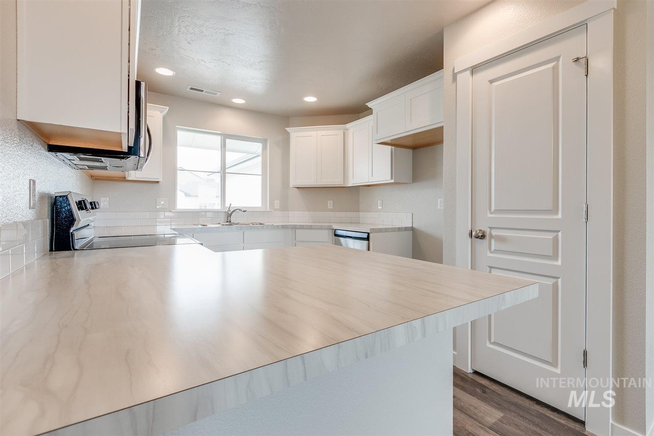 3052 8th Ave. - Photo 1