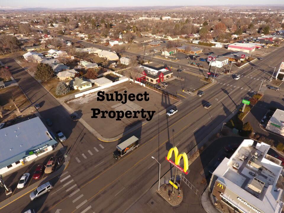 1487 4th Ave - Photo 1