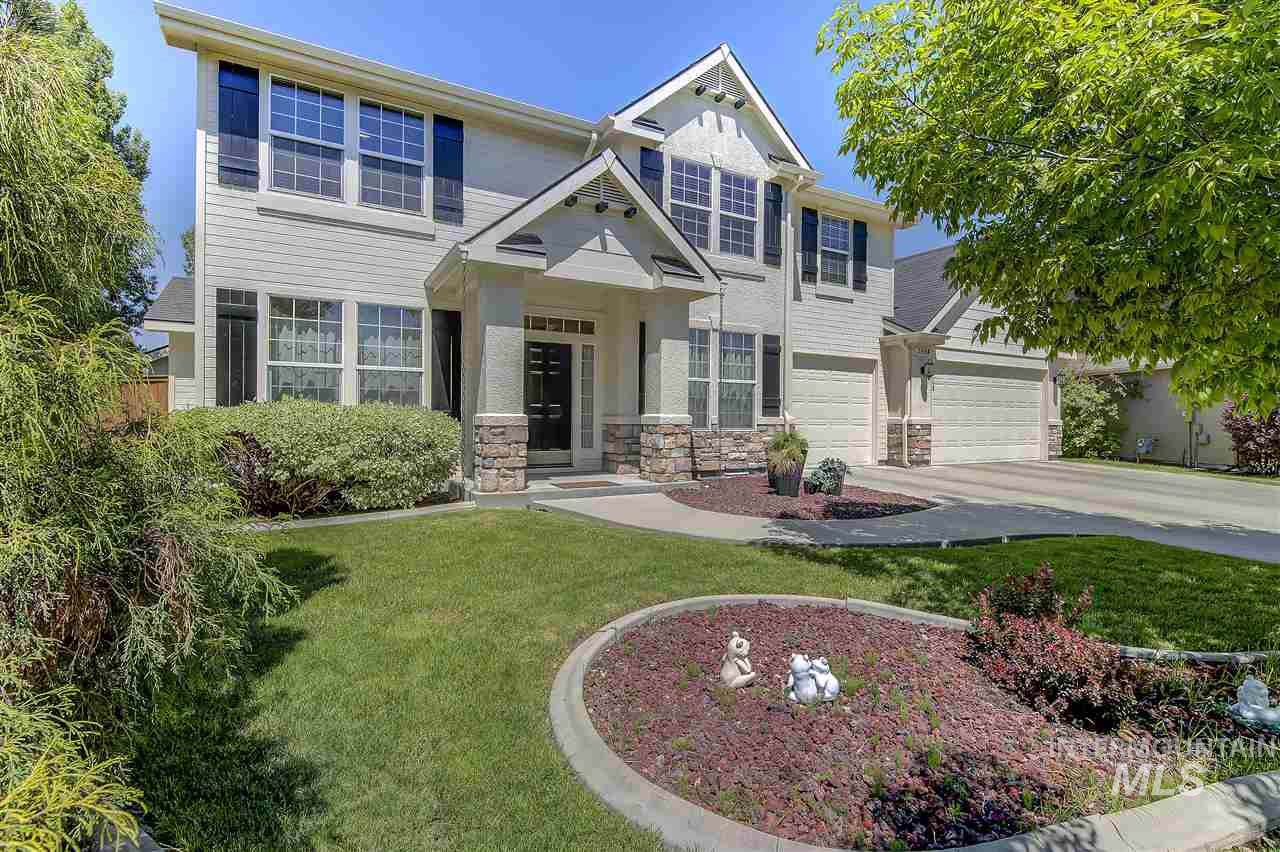 3954 Chatterton - Photo 1