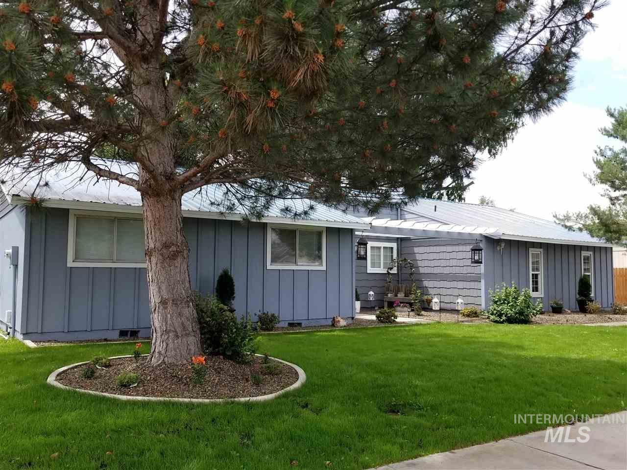 2496 2nd Ave - Photo 1