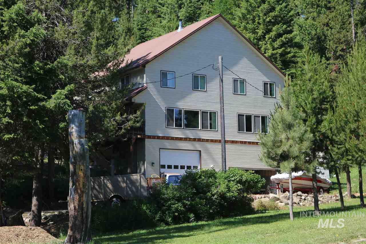 10135 Round Valley Rd - Photo 1