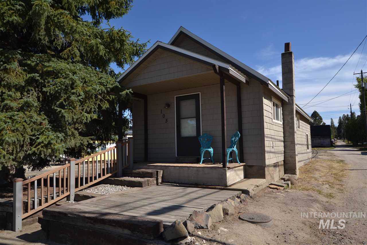 105 Cascade - Photo 1