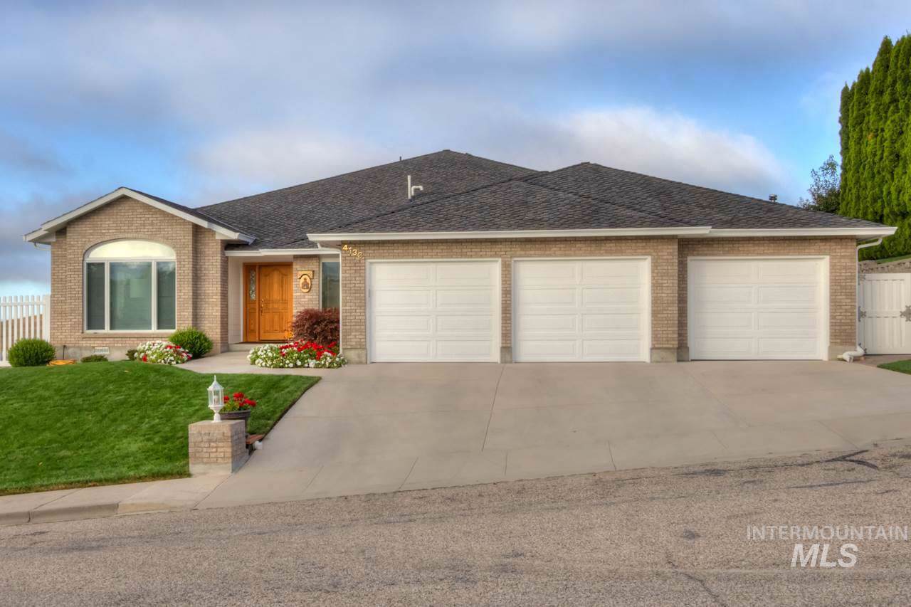4133 La Mesita Way - Photo 1