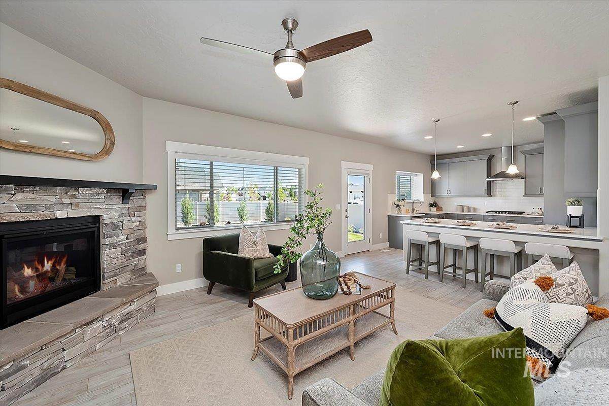 2140 S Woodsage Way - Photo 1