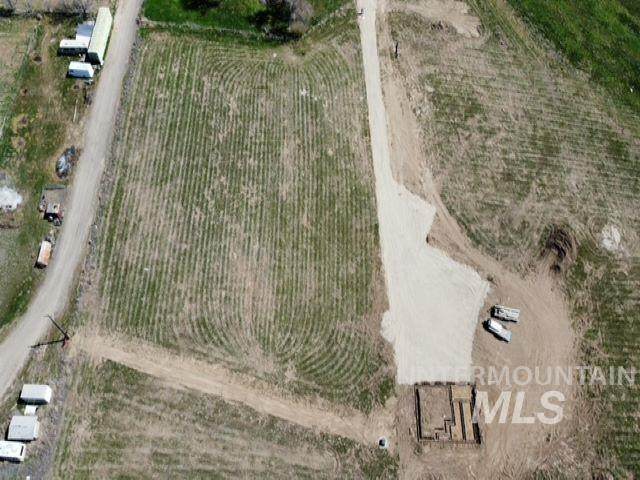 10917 Iowa Ave. - Photo 1
