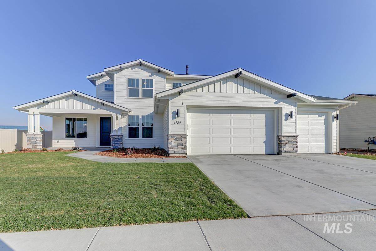 2205 Vasquero Way - Photo 1