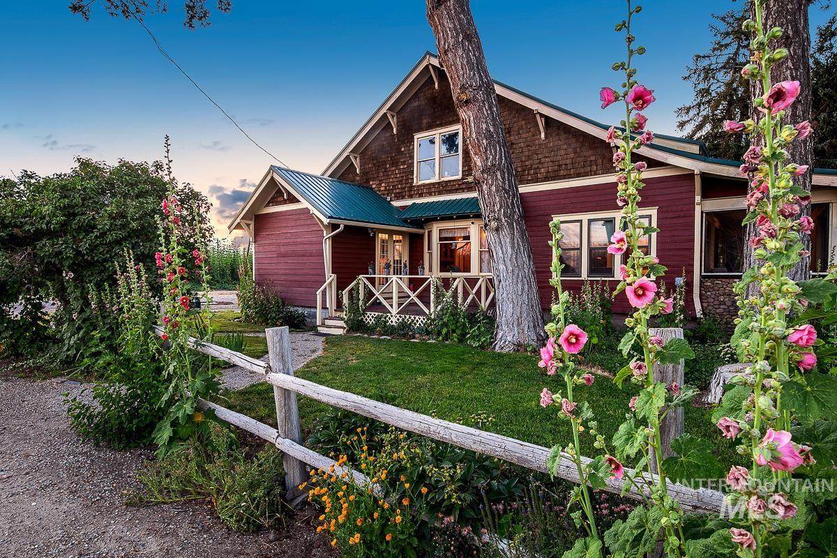 22573 Travis Rd. - Photo 1