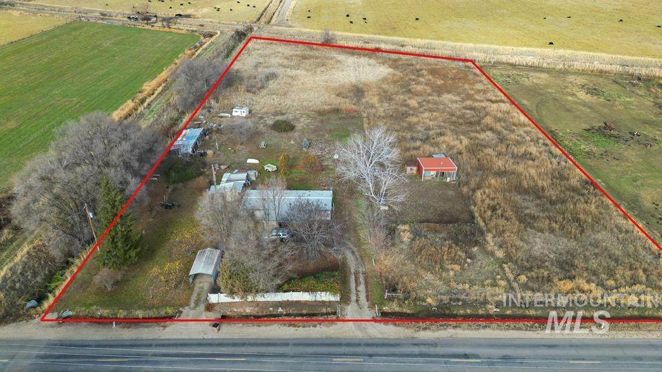 9350 Dewey Rd - Photo 1