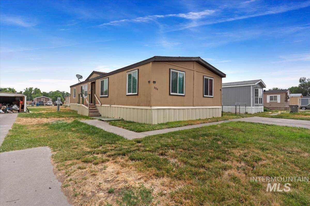 280 Dawn Drive - Photo 1