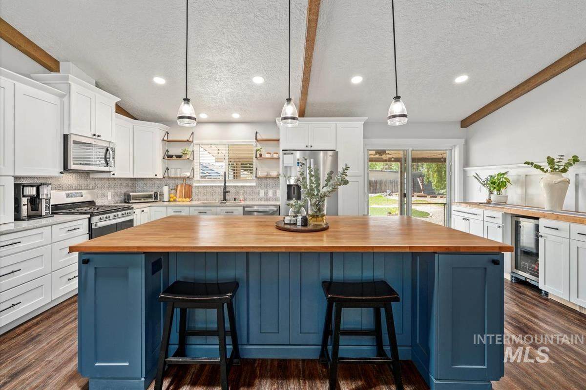 9271 Charles Way - Photo 1