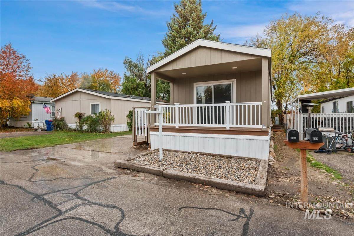 583 Watercress Ln - Photo 1