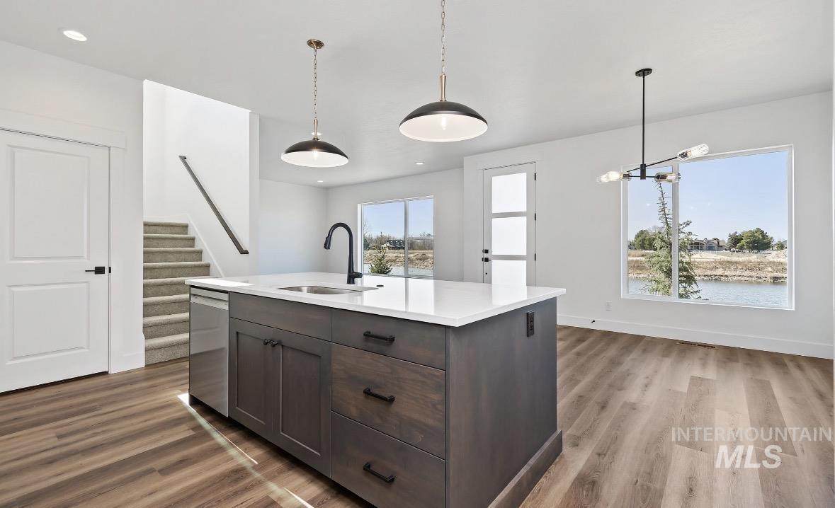 755 Calhoun Ln. - Photo 1