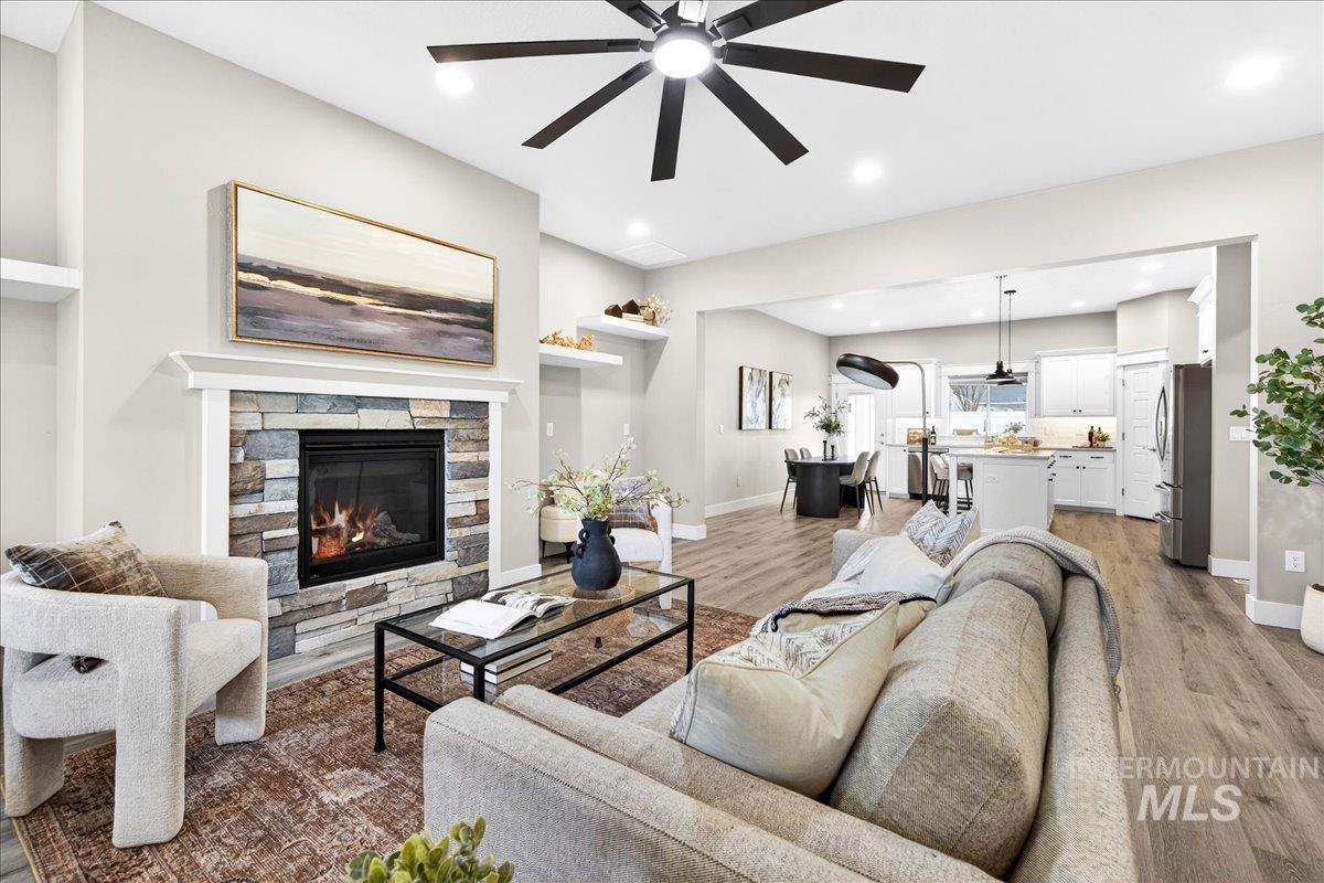 63 Ravine Way - Photo 1