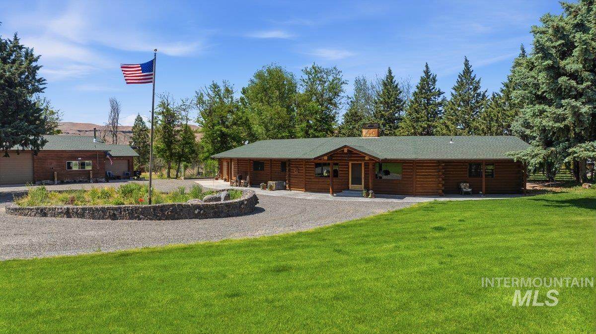221 Willow - Photo 1