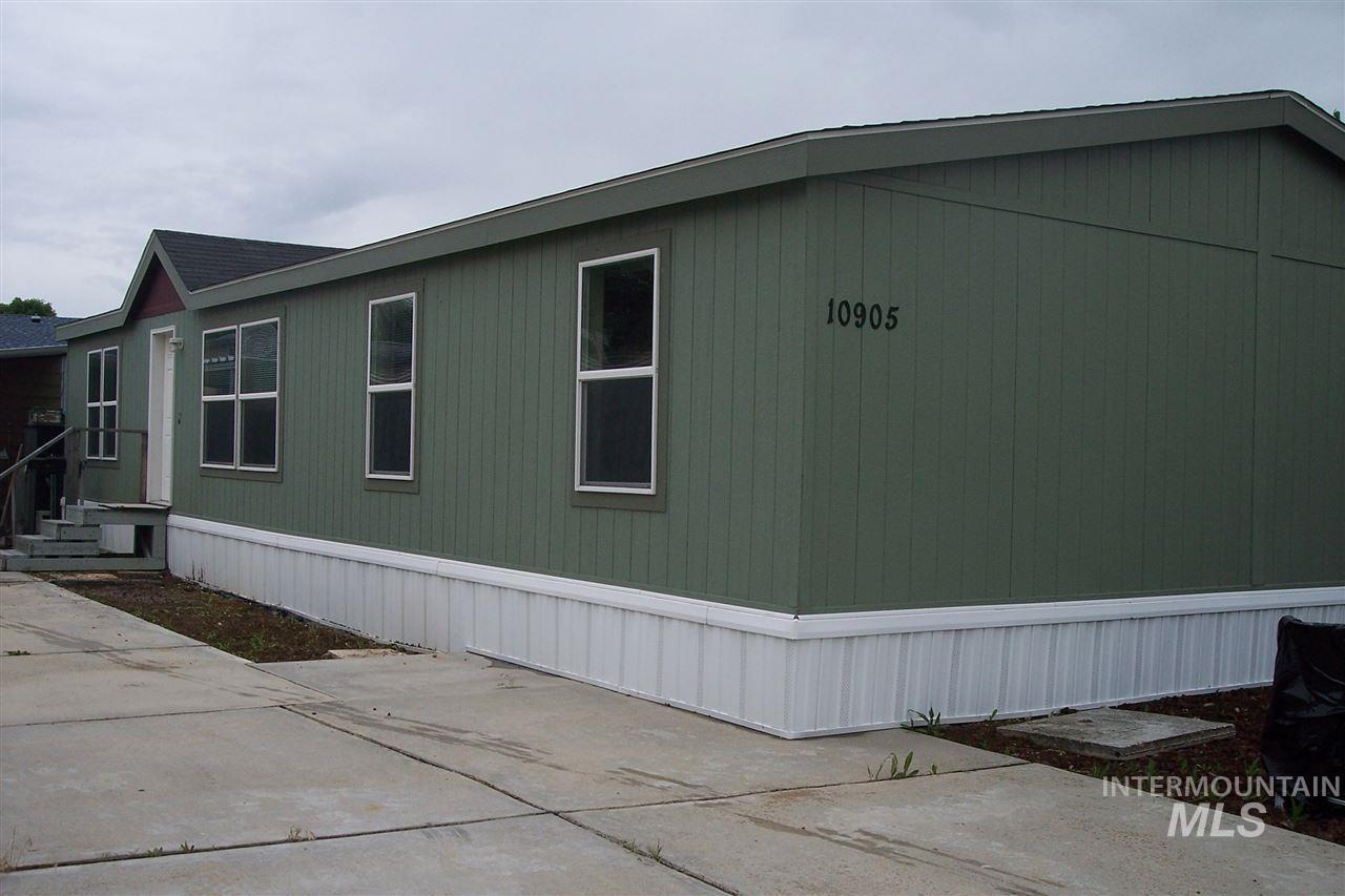 10905 W. Tahiti St. - Photo 1