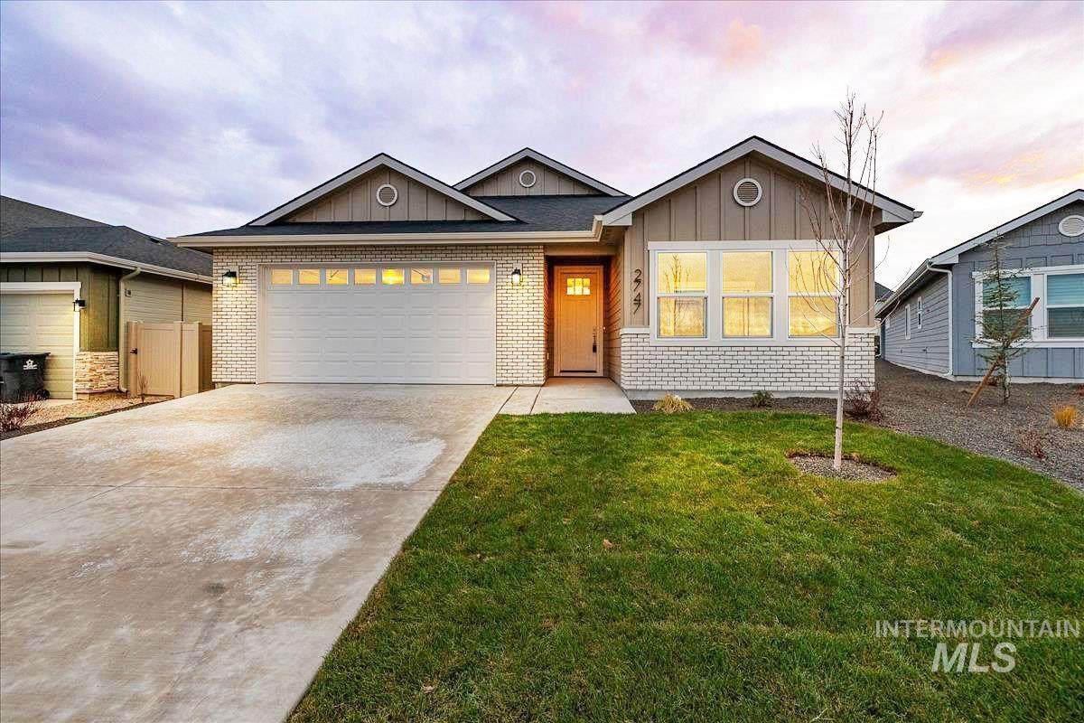 2747 Jade St. - Photo 1