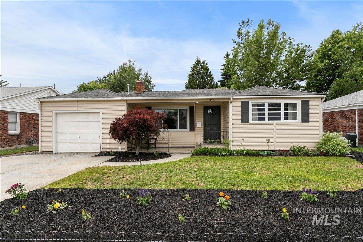 4823 W Edson St - Photo 1