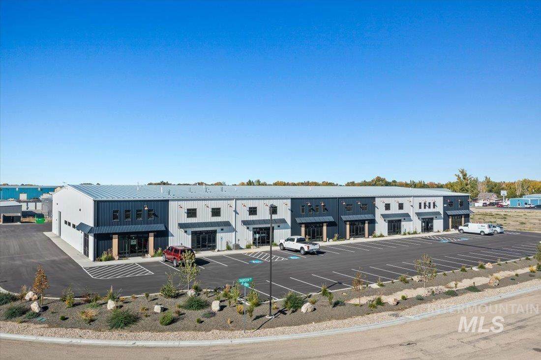 21917 Thorsten Ave - Photo 1