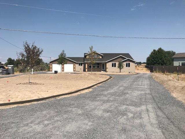 512 Silver Beach Drive - Photo 1