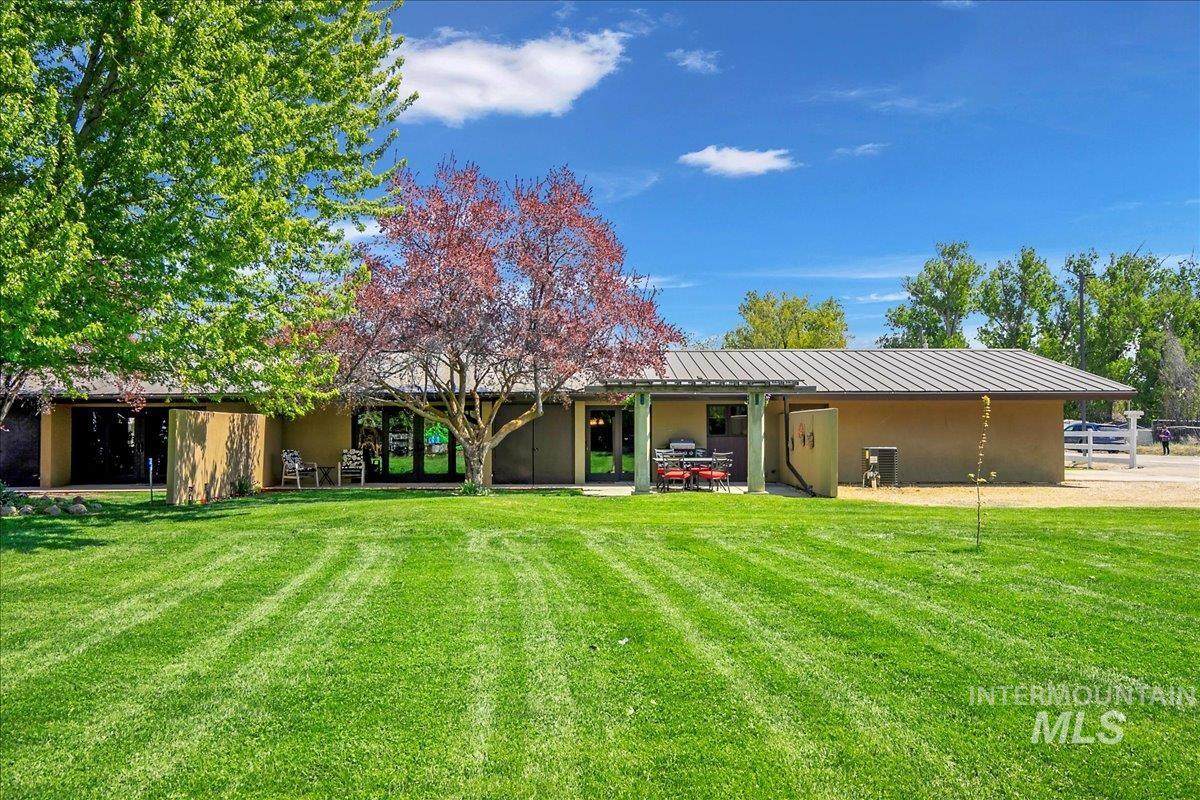 101 / 103 Minot Street - Photo 1